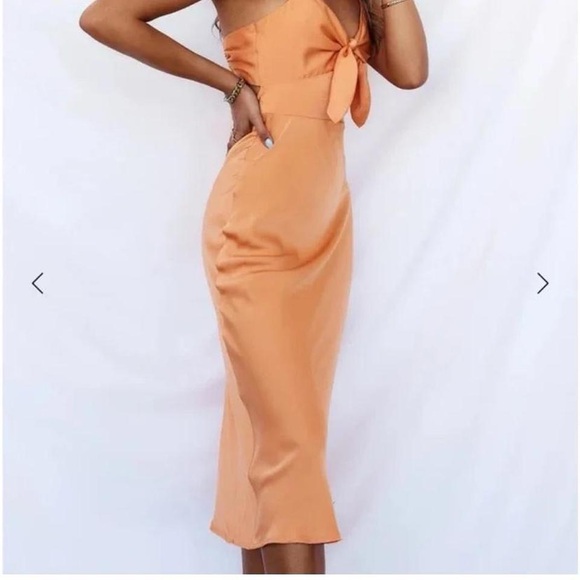 Hello Molly satin midi Dress, size M - Picture 3 of 8